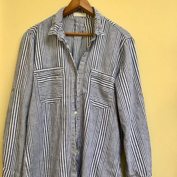 JUST LIVING STRIPED BUTTON DOWN - Picture 1 of 9